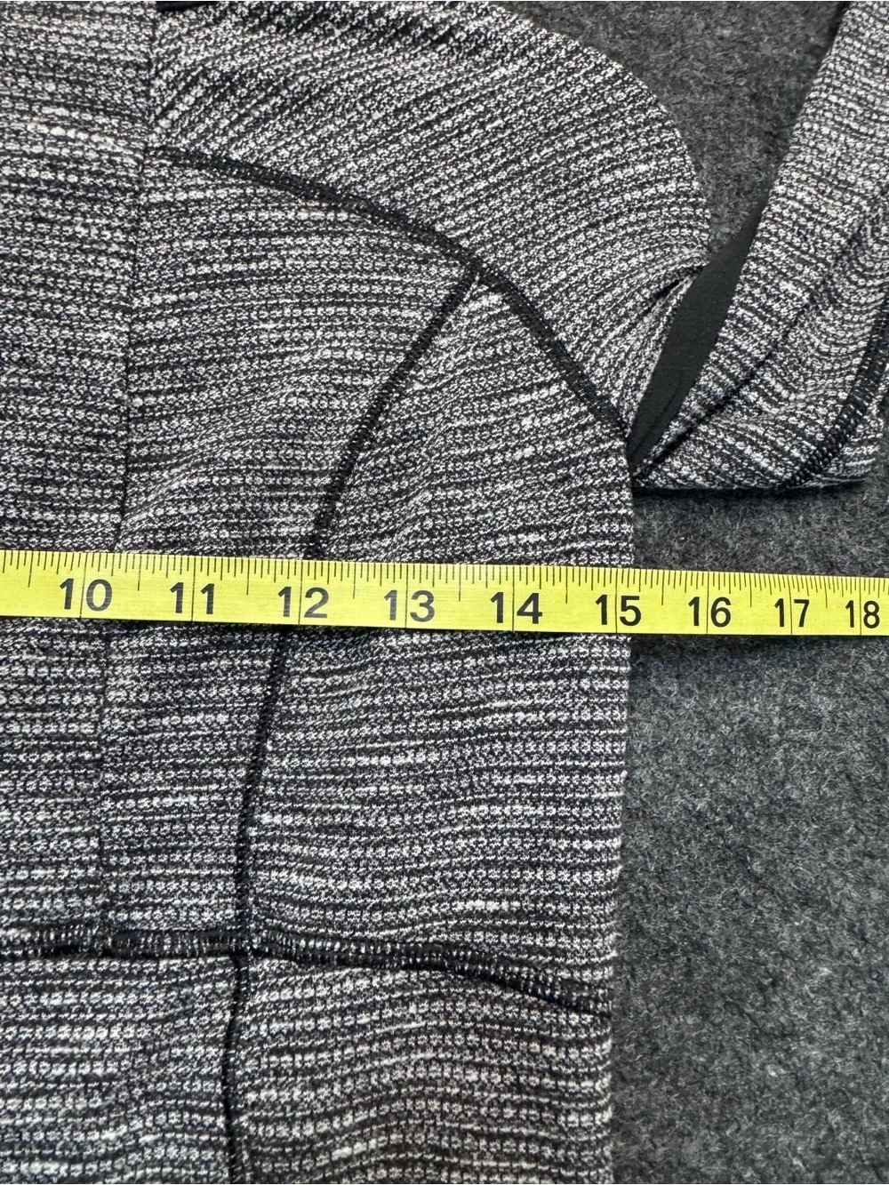 Lululemon Base Runner 1/2 Zip 6